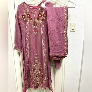 3 Piece Mauve Pink long shirt with dupatta and churidar pants.